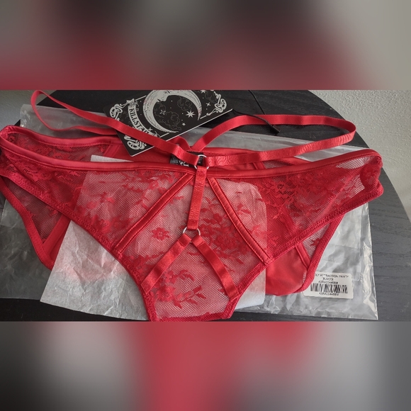 Killstar Deadly Attraction Panty Size Medium - Brand New - Picture 1 of 7